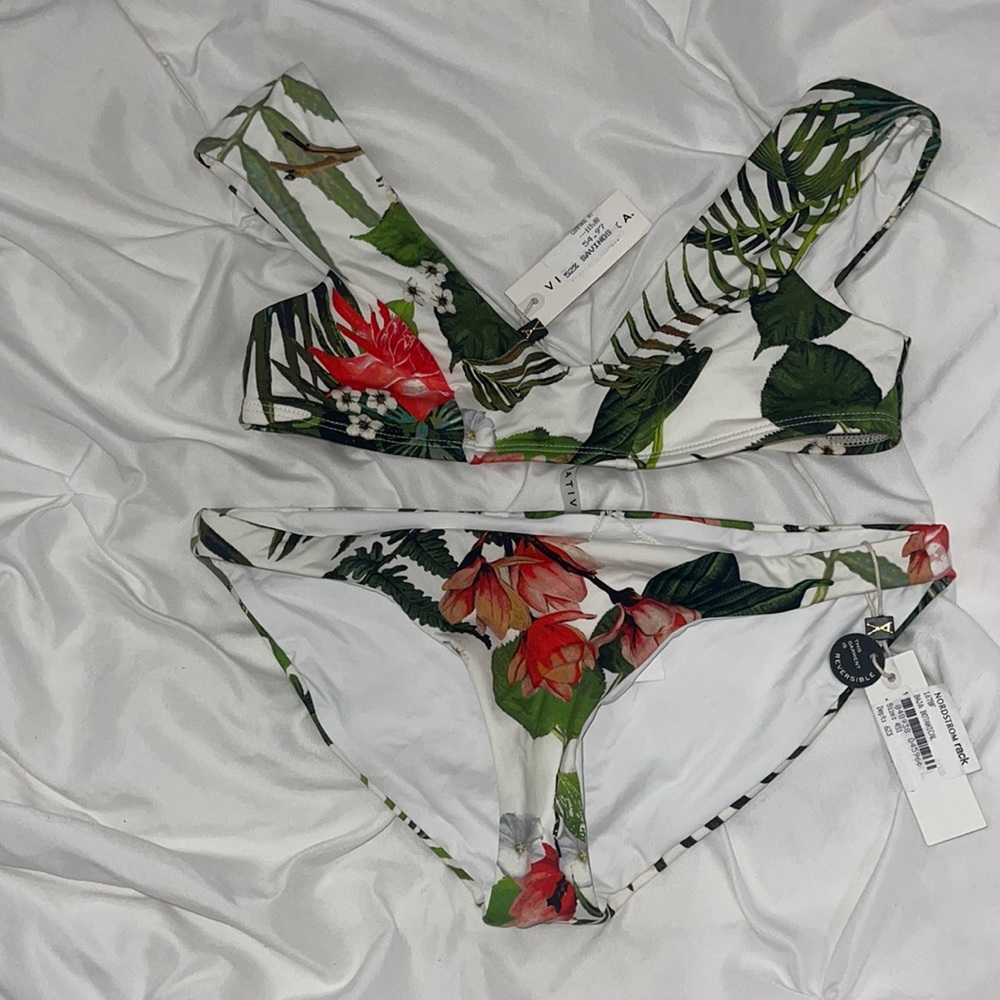 Vitamin A Bikini NWT